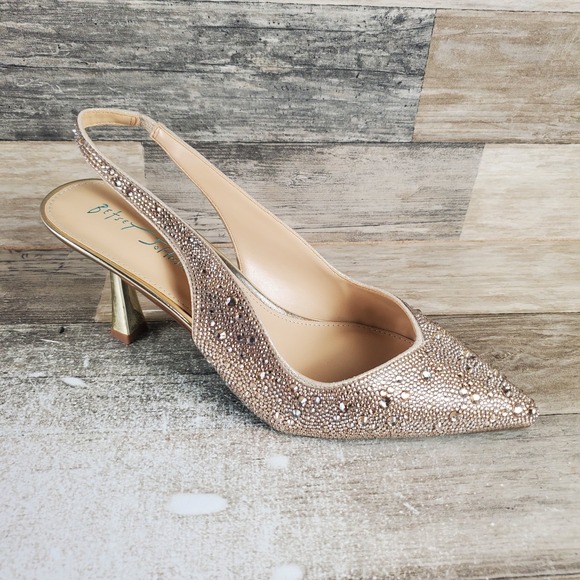 Betsey Johnson Shoes - Betsey Johnson Clark Womens Pumps Sz 10 W Gold Slingback Kitten Heel Pointed Toe